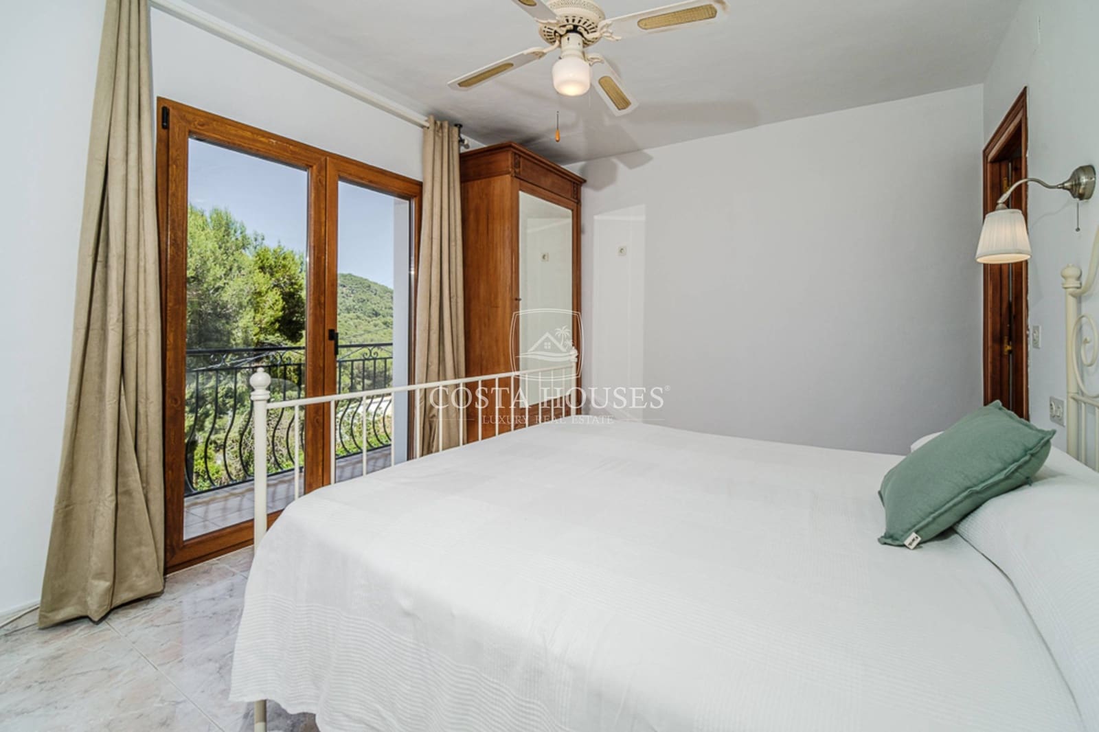 5 bedroom Villa for sale in Javea / Xabia with pool garage - € 1,425,000 (Ref: 9050972)