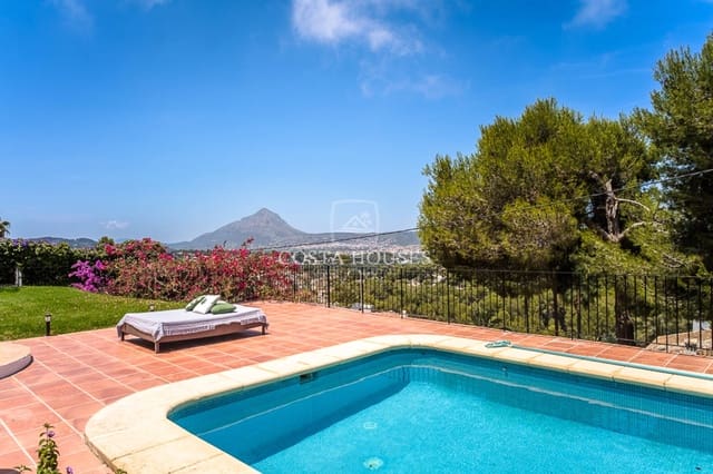 5 bedroom Villa for sale in Javea / Xàbia with pool garage - € 1,425,000 (Ref: 9050972)
