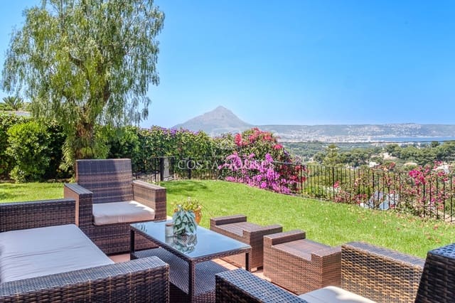 5 bedroom Villa for sale in Javea / Xàbia with pool garage - € 1,425,000 (Ref: 9050972)