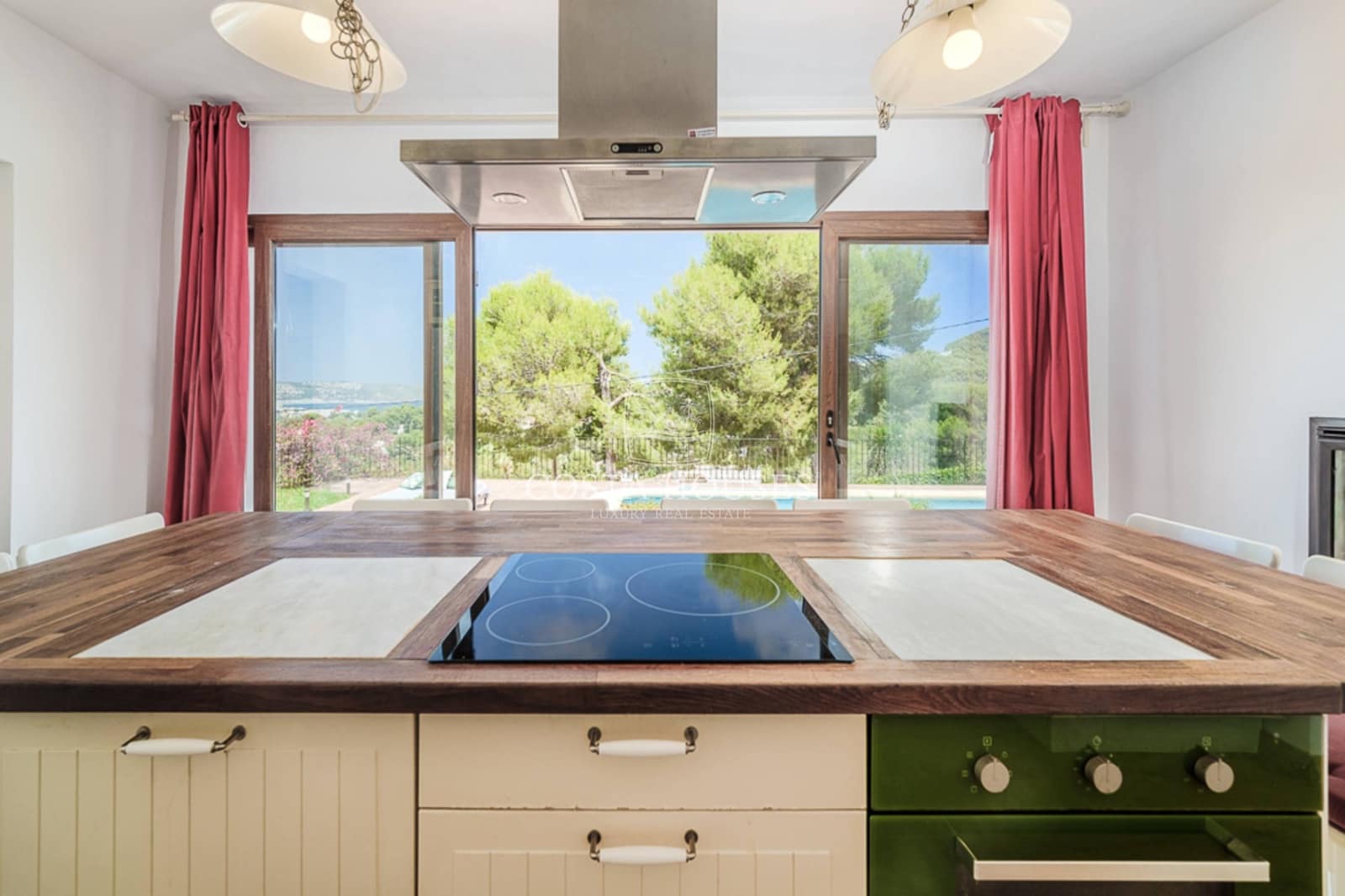 5 bedroom Villa for sale in Javea / Xabia with pool garage - € 1,425,000 (Ref: 9050972)