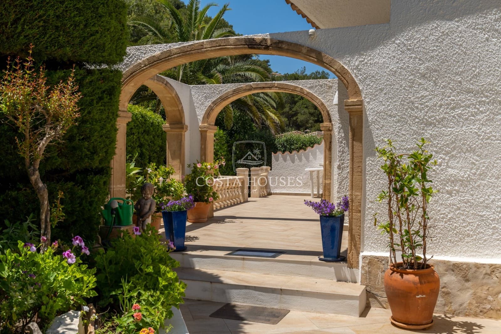 4 soveværelse Villa til salg i Javea / Xabia med swimmingpool garage - € 1.395.000 (Ref: 9060348)