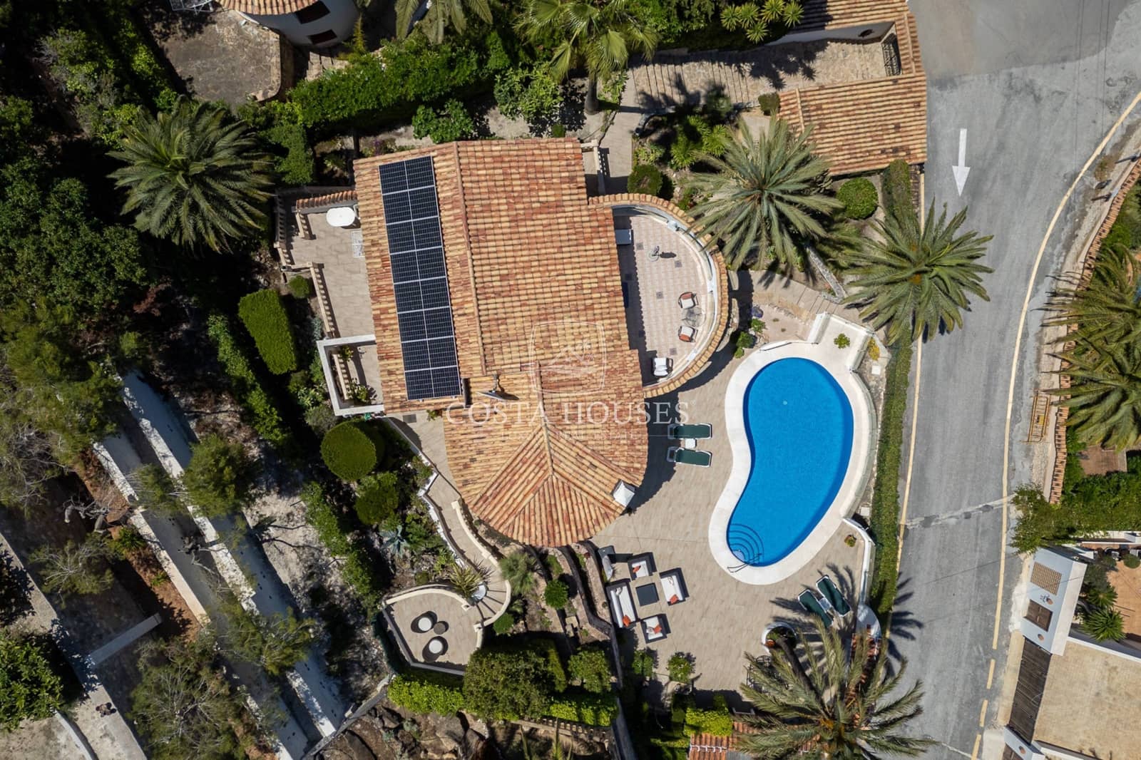 4 soveværelse Villa til salg i Javea / Xabia med swimmingpool garage - € 1.395.000 (Ref: 9060348)