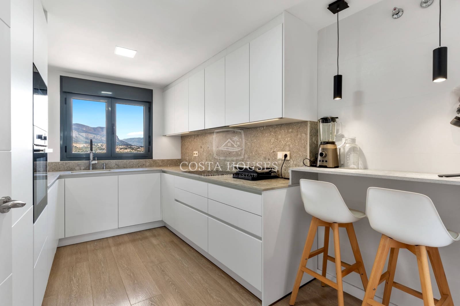 3 soverom Penthouse til salgs i Benidorm med svømmebasseng garasje - € 690 000 (Ref: 9065134)