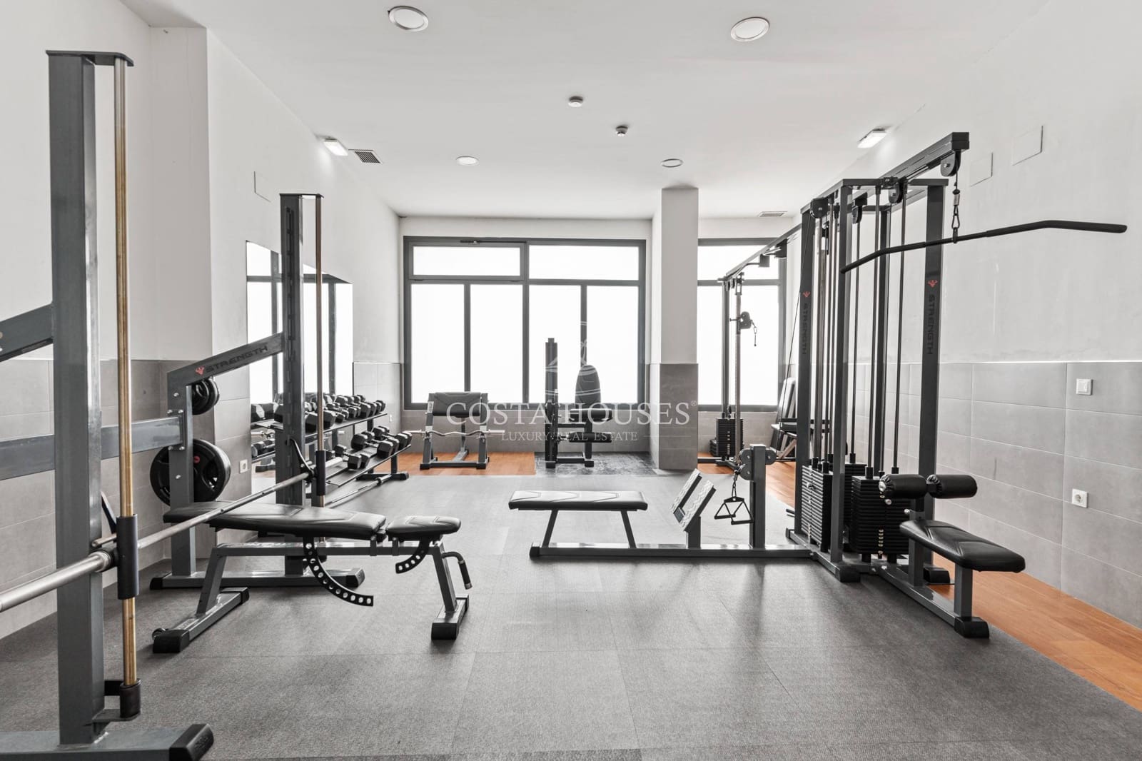 3 soverom Penthouse til salgs i Benidorm med svømmebasseng garasje - € 690 000 (Ref: 9065134)