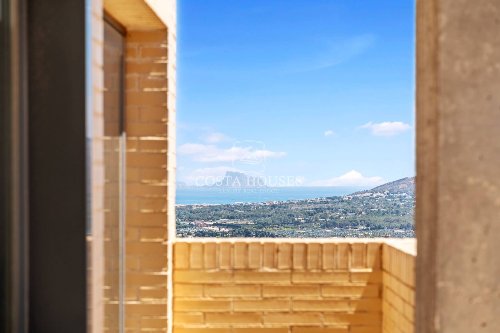 3 soverom Penthouse til salgs i Benidorm med svømmebasseng garasje - € 690 000 (Ref: 9065134)