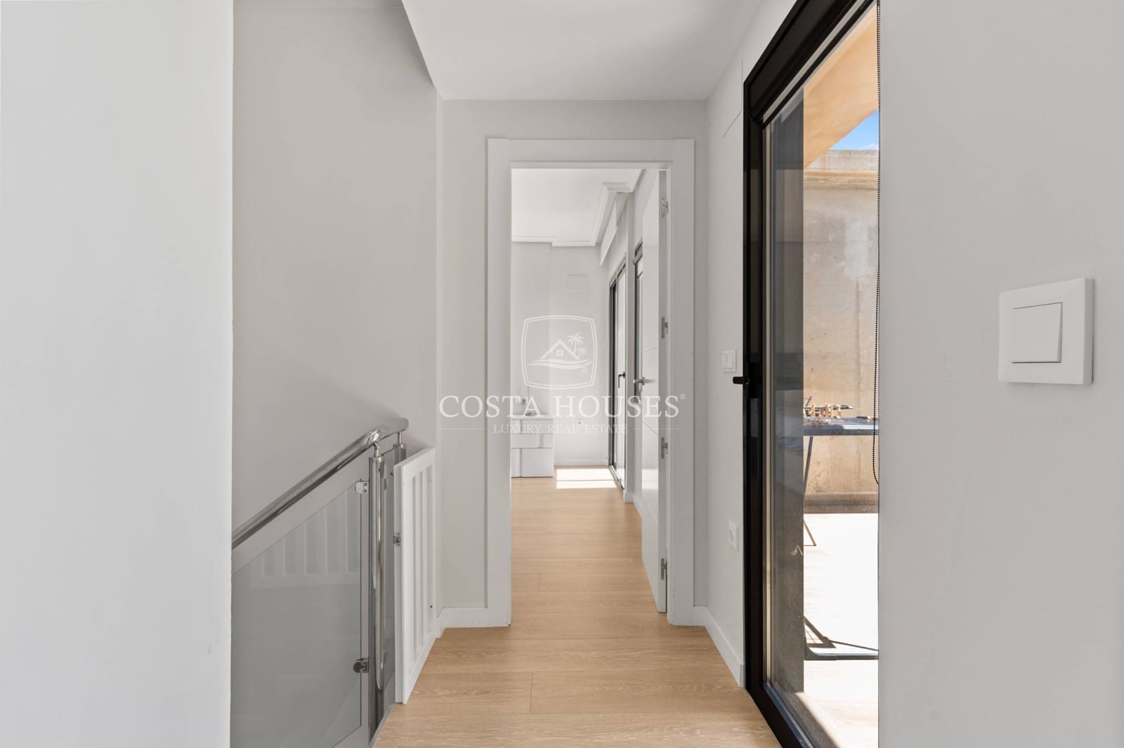 3 soverom Penthouse til salgs i Benidorm med svømmebasseng garasje - € 690 000 (Ref: 9065134)