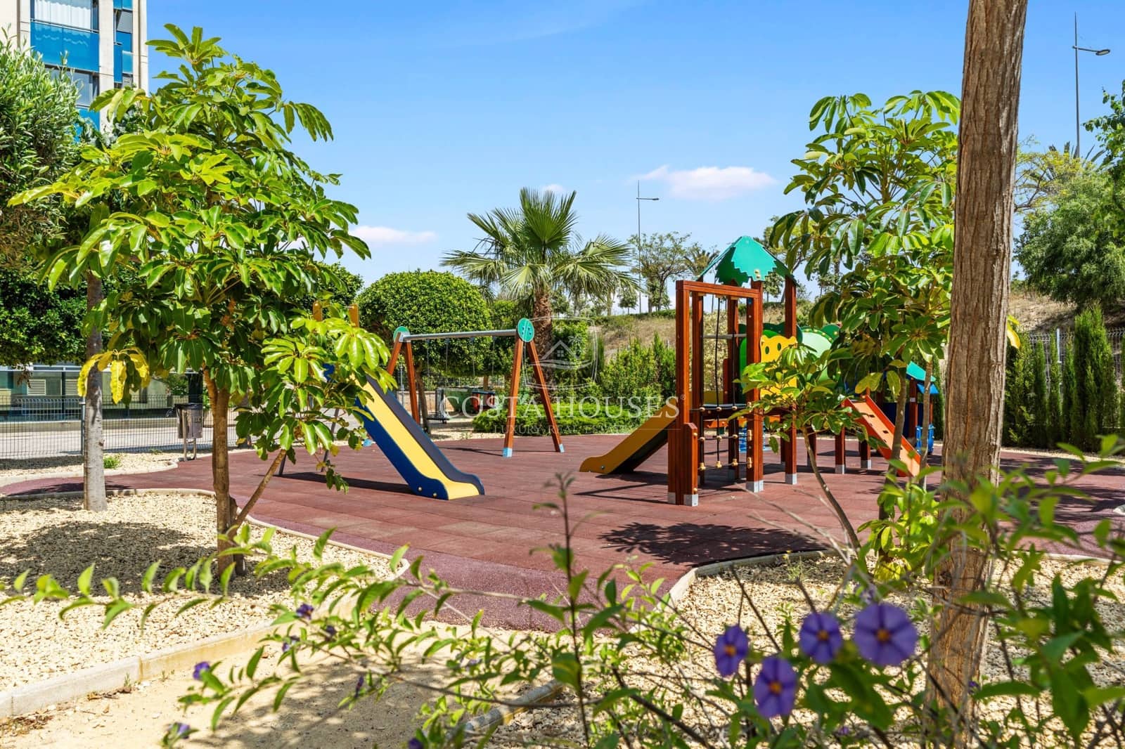 3 soverom Penthouse til salgs i Benidorm med svømmebasseng garasje - € 690 000 (Ref: 9065134)