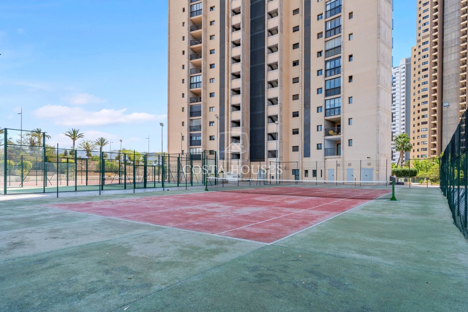 3 soverom Penthouse til salgs i Benidorm med svømmebasseng garasje - € 690 000 (Ref: 9065134)