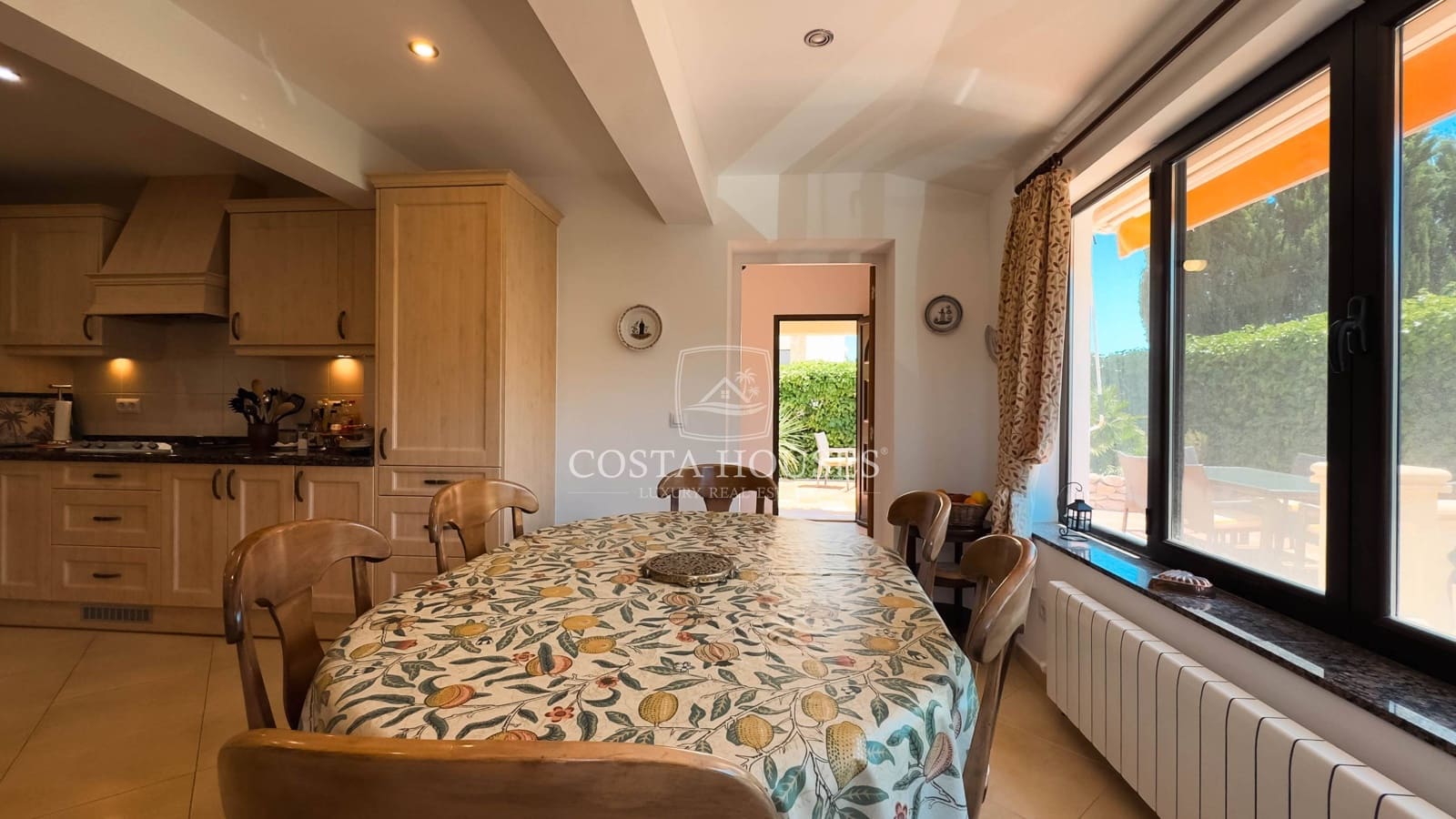 4 bedroom Villa for sale in Javea / Xabia with pool garage - € 1,090,000 (Ref: 9073316)