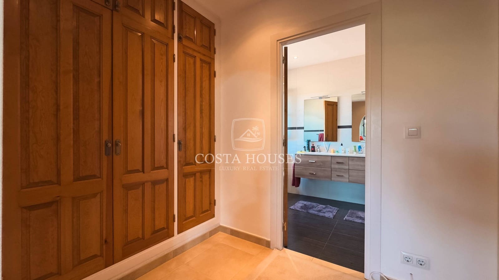 4 bedroom Villa for sale in Javea / Xabia with pool garage - € 1,090,000 (Ref: 9073316)