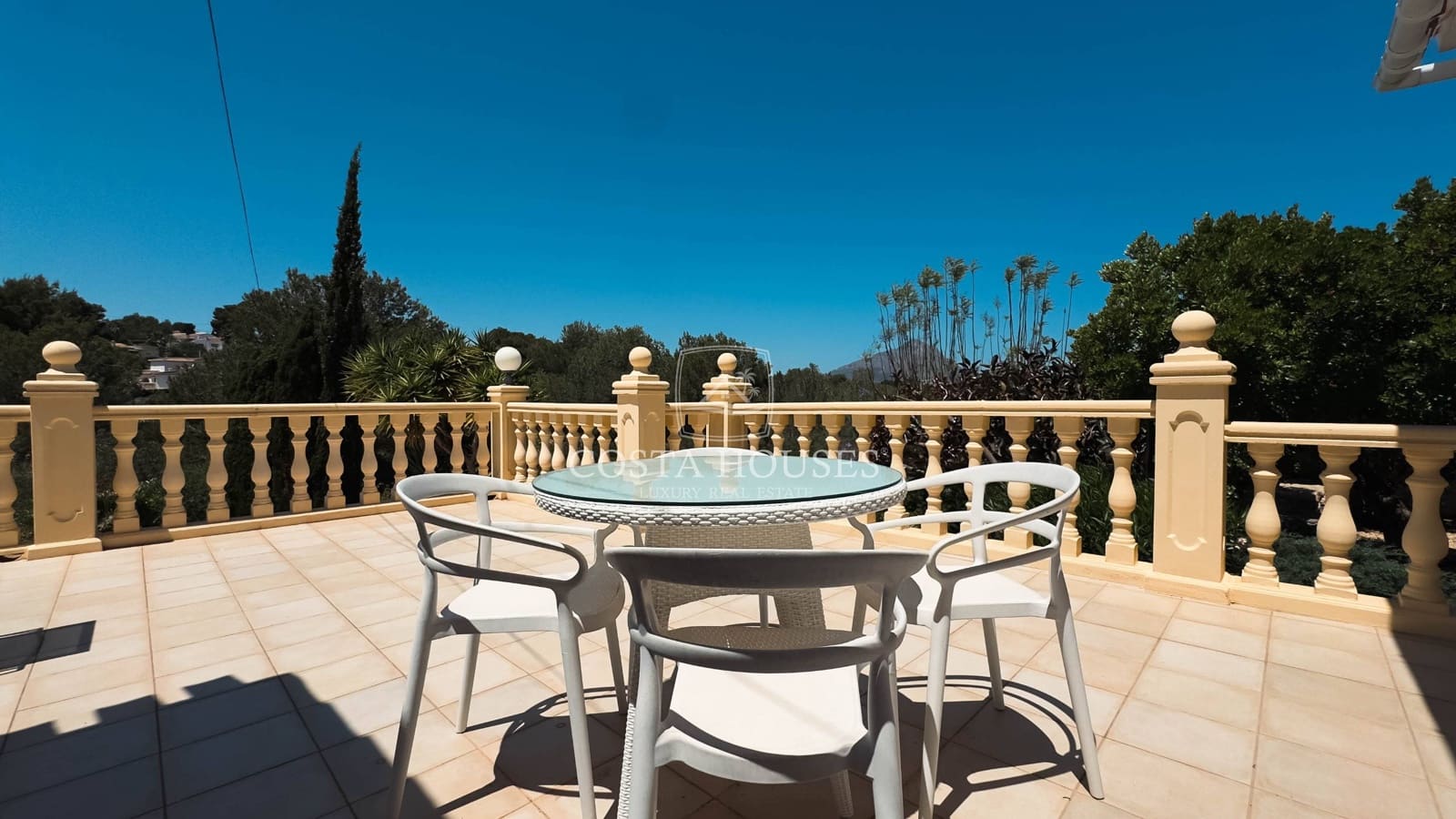 4 bedroom Villa for sale in Javea / Xabia with pool garage - € 1,090,000 (Ref: 9073316)