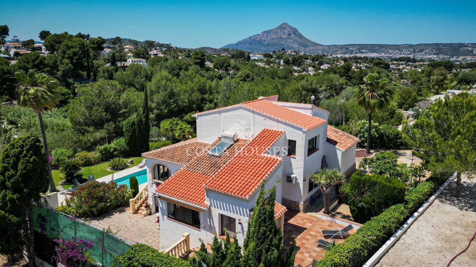 4 bedroom Villa for sale in Javea / Xabia with pool garage - € 1,090,000 (Ref: 9073316)