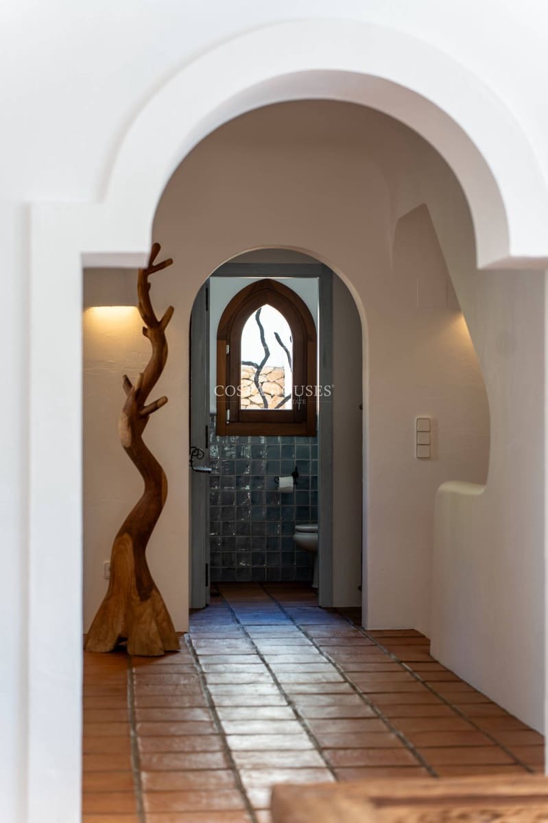 3 bedroom Villa for sale in Moraira with pool garage - € 1,995,000 (Ref: 9075026)