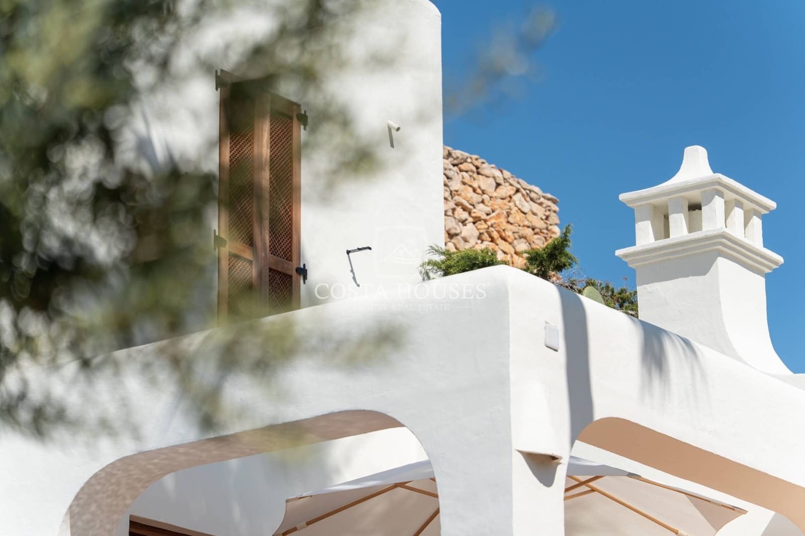 3 bedroom Villa for sale in Moraira with pool garage - € 1,995,000 (Ref: 9075026)