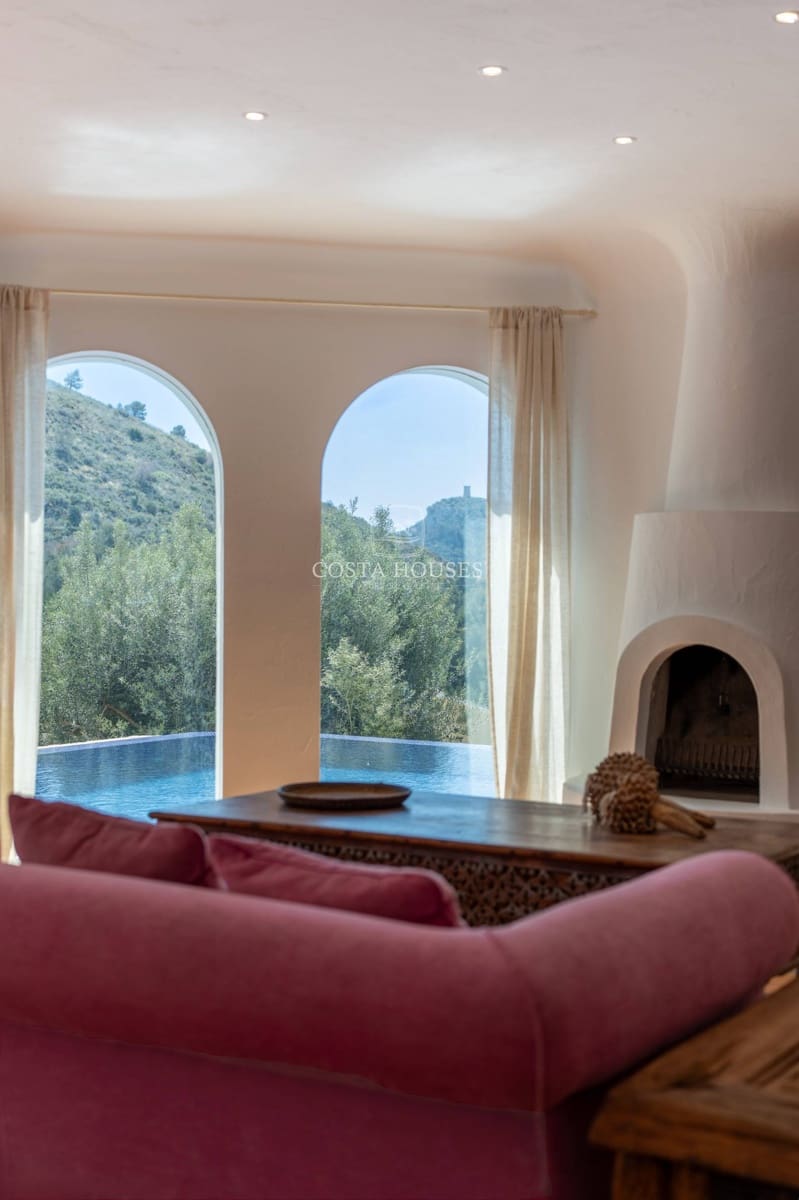 3 bedroom Villa for sale in Moraira with pool garage - € 1,995,000 (Ref: 9075026)