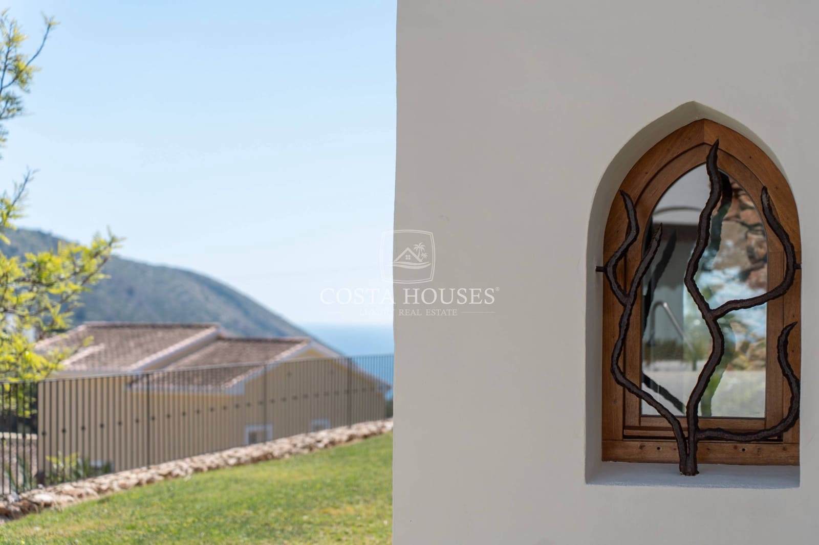 3 bedroom Villa for sale in Moraira with pool garage - € 1,995,000 (Ref: 9075026)