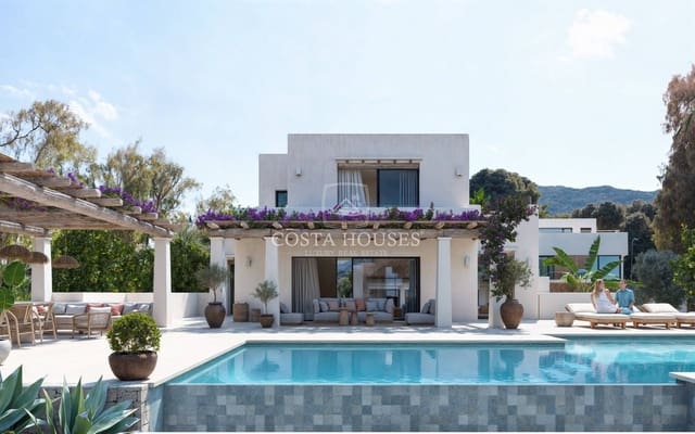 4 chambre Villa/Maison à vendre à Dénia avec piscine - 1 890 000 € (Ref: 9075799)