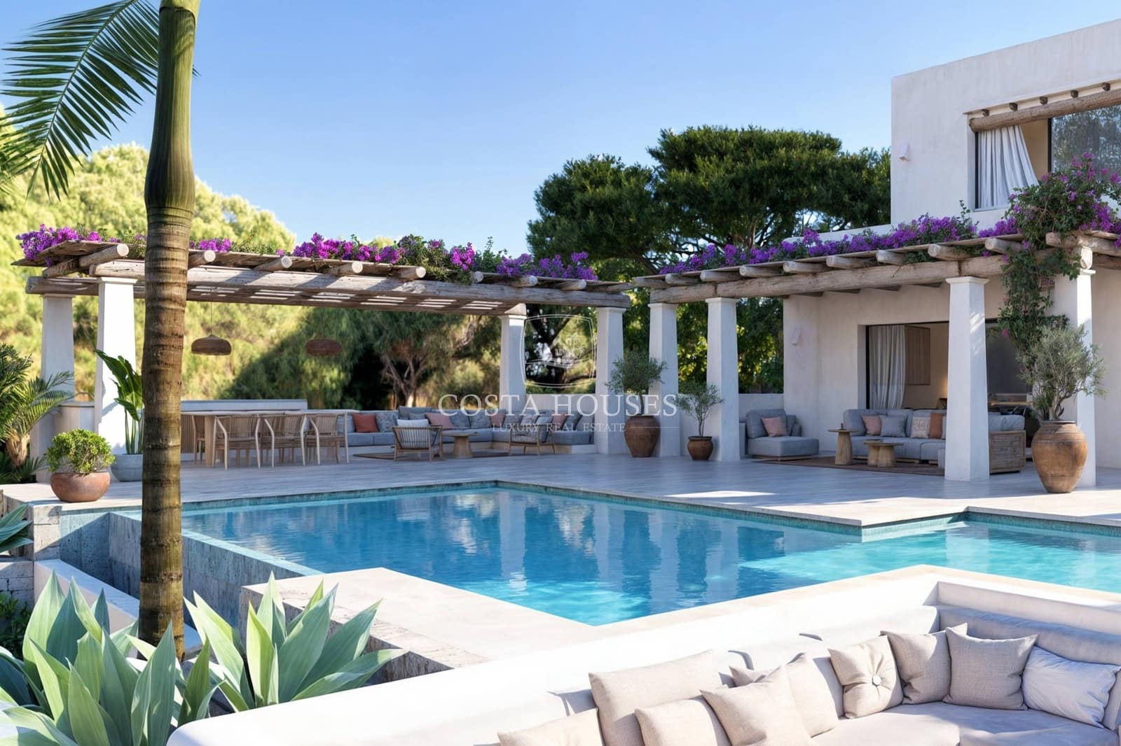 4 bedroom Villa for sale in Denia with pool - € 1,890,000 (Ref: 9075799)