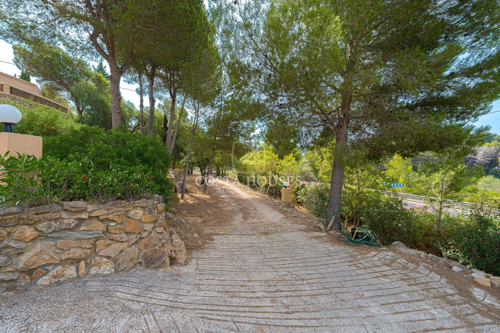 3 slaapkamer Finca/Landhuis te koop in Denia met zwembad - € 645.000 (Ref: 9099047)