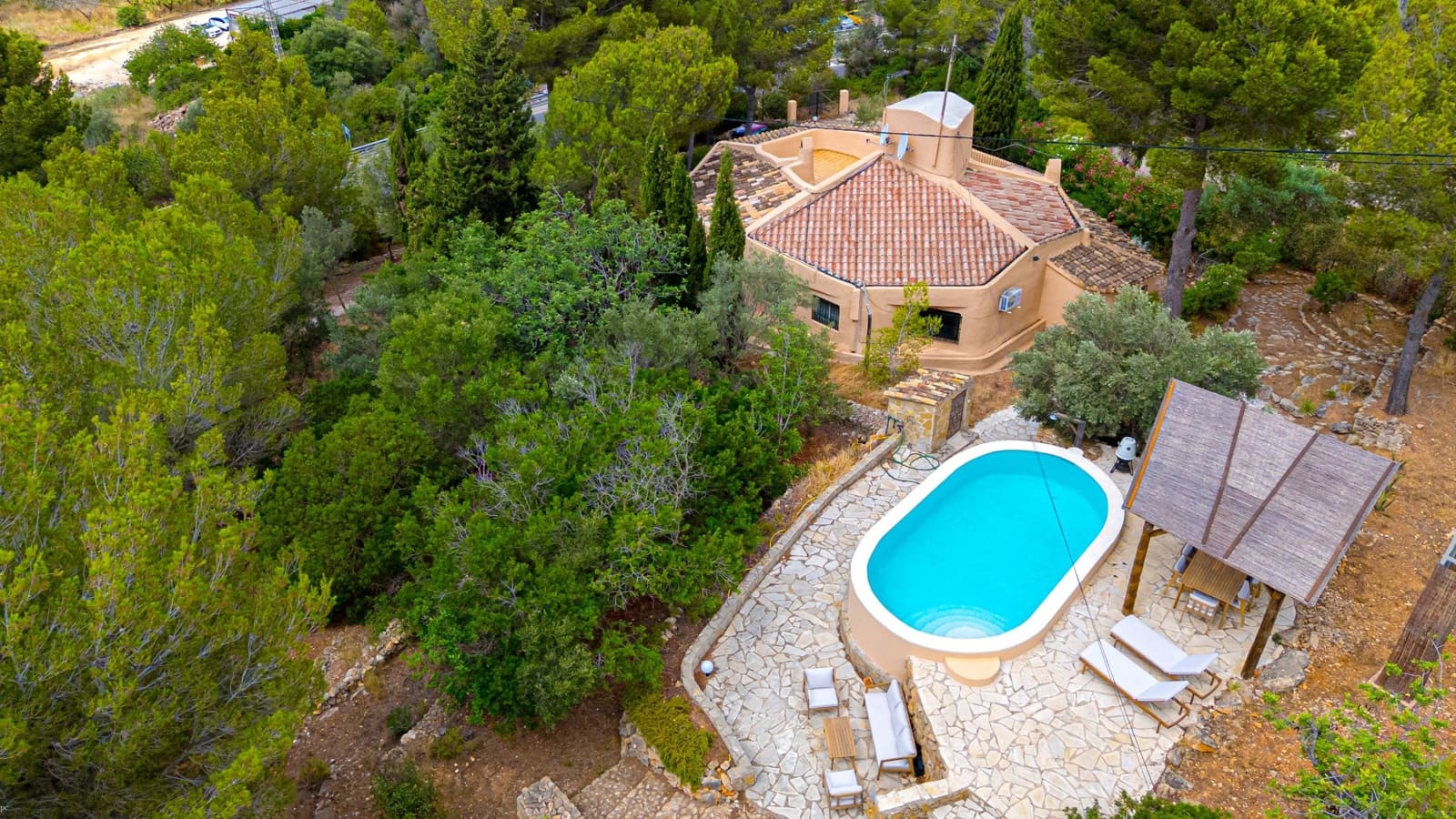 3 slaapkamer Finca/Landhuis te koop in Denia met zwembad - € 645.000 (Ref: 9099047)