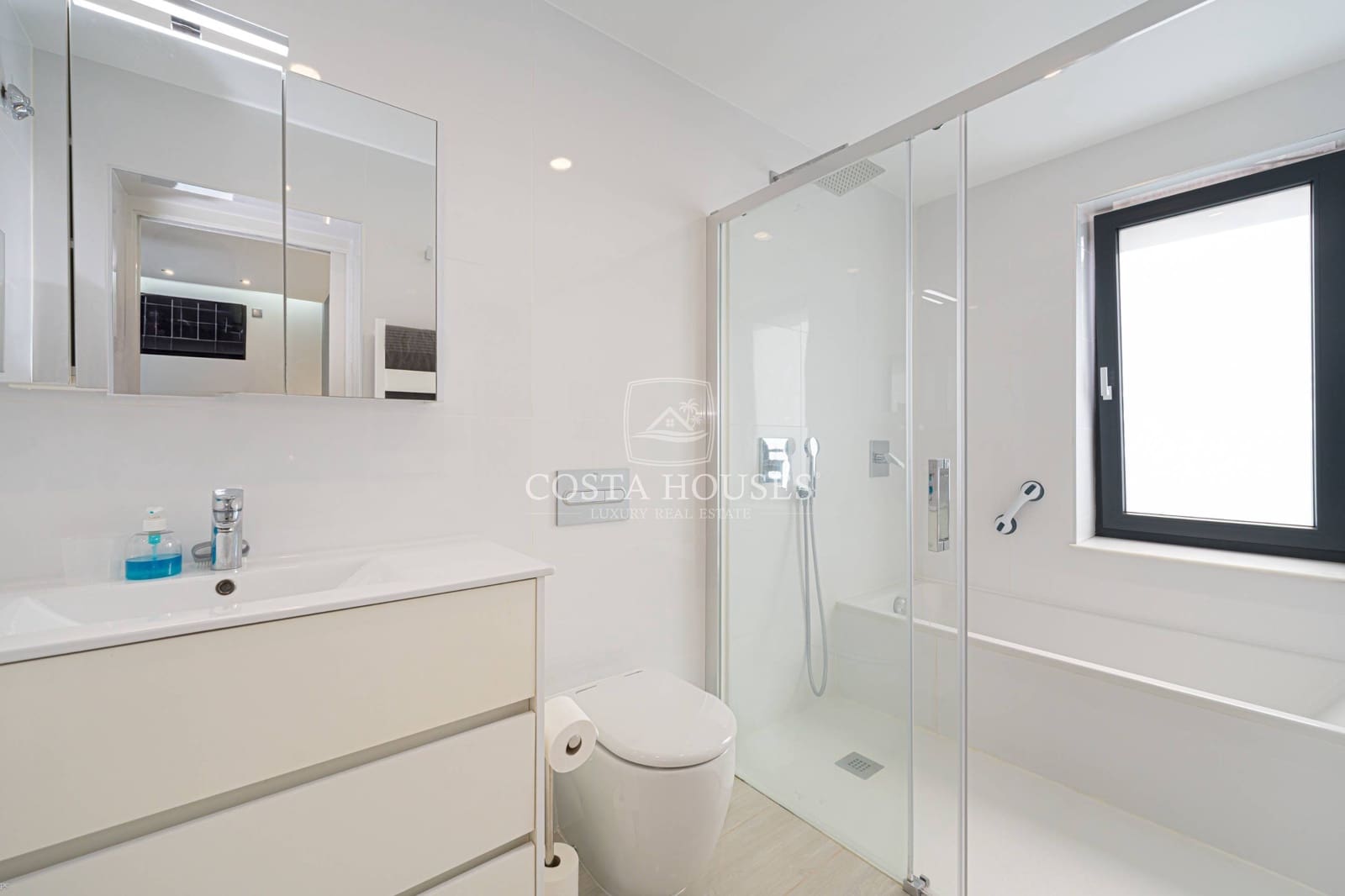 3 bedroom Villa for sale in Javea / Xabia with pool - € 1,198,000 (Ref: 9102828)