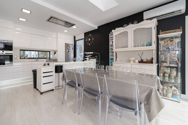 3 Zimmer Villa zu verkaufen in Javea / Xàbia mit Pool - 1.198.000 € (Ref: 9102828)