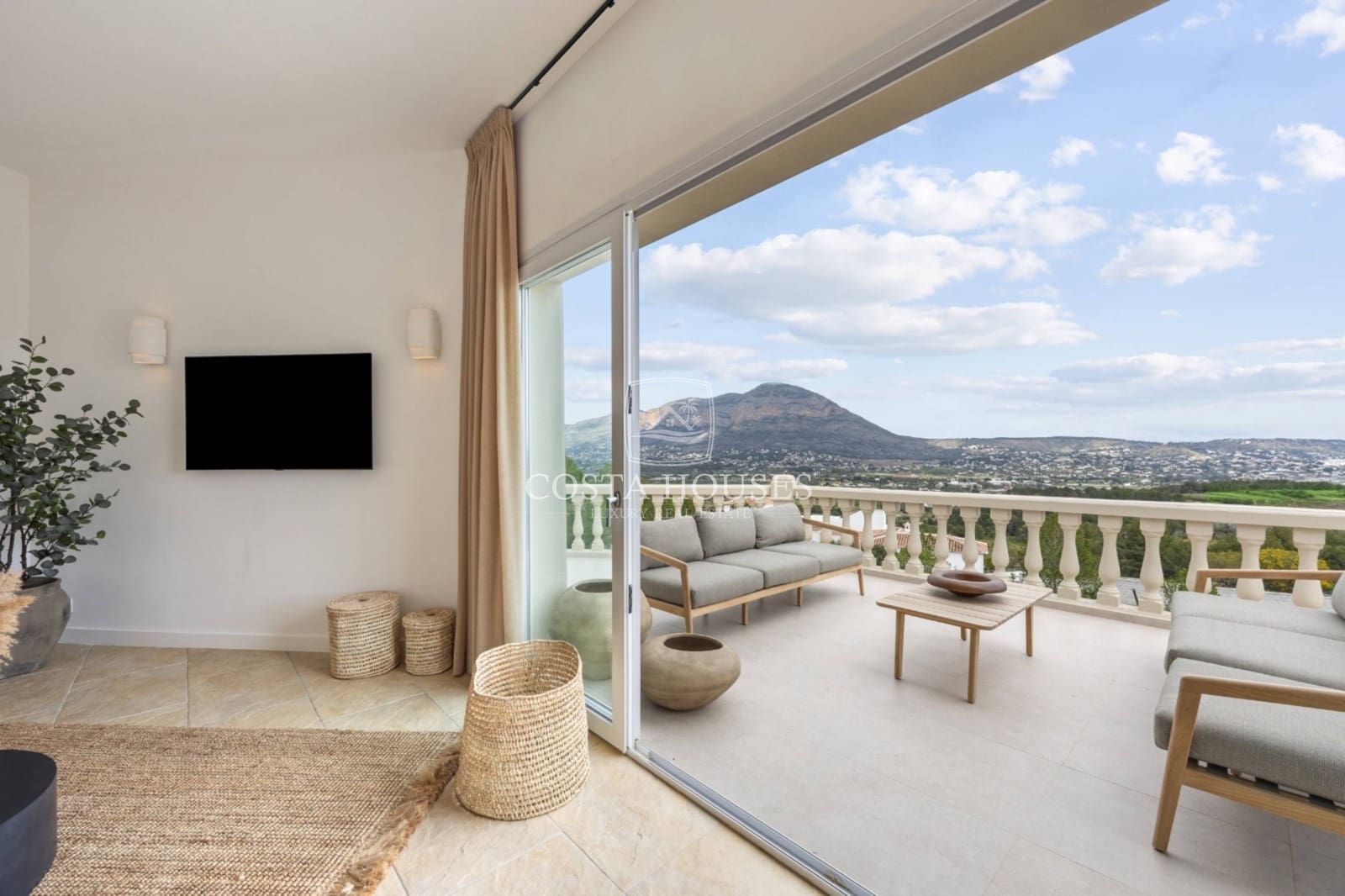 9 quarto Quinta/Casa Rural para venda em Javea / Xabia com piscina garagem - 3 950 000 € (Ref: 9110198)