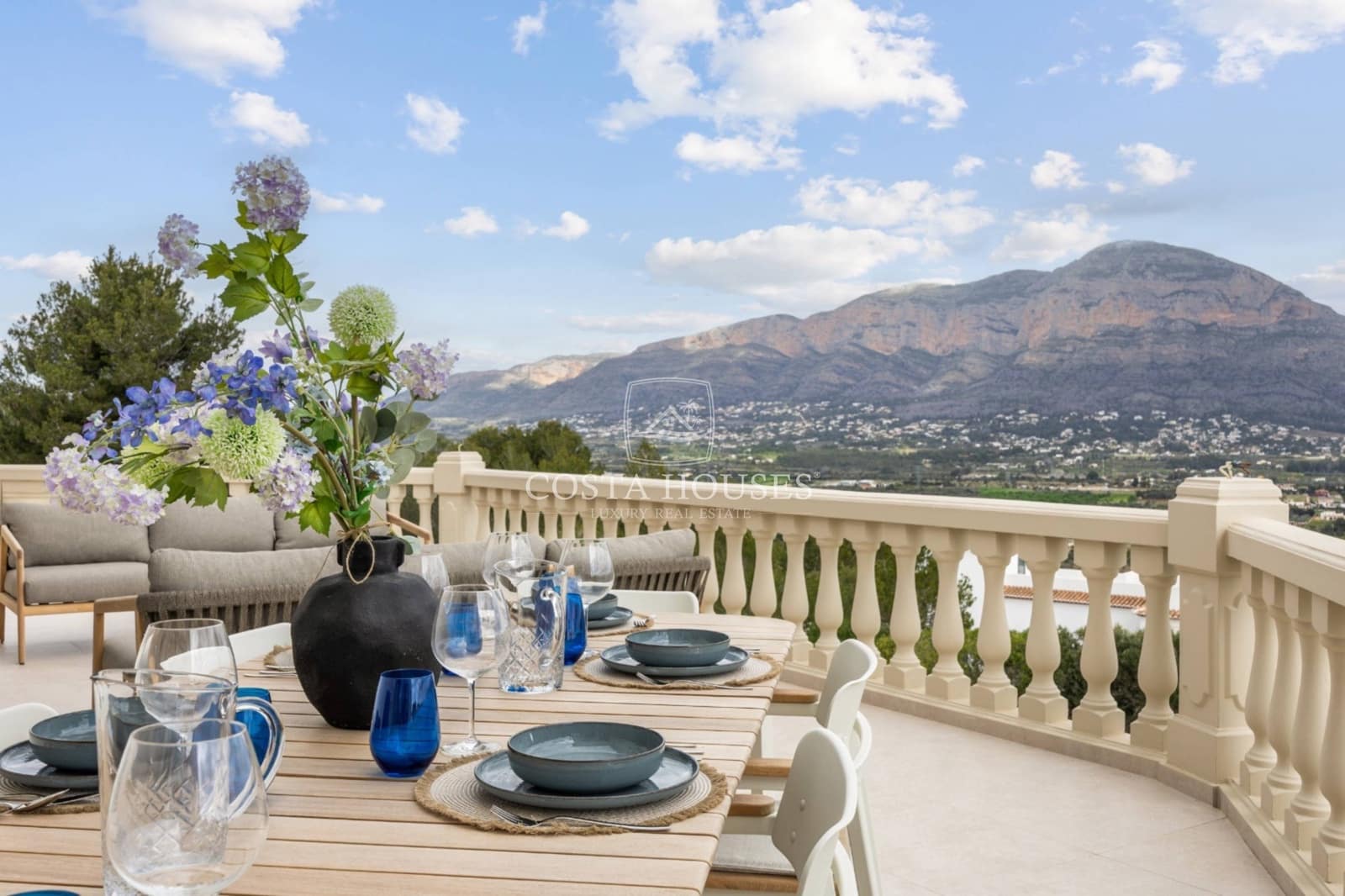 9 quarto Quinta/Casa Rural para venda em Javea / Xabia com piscina garagem - 3 950 000 € (Ref: 9110198)