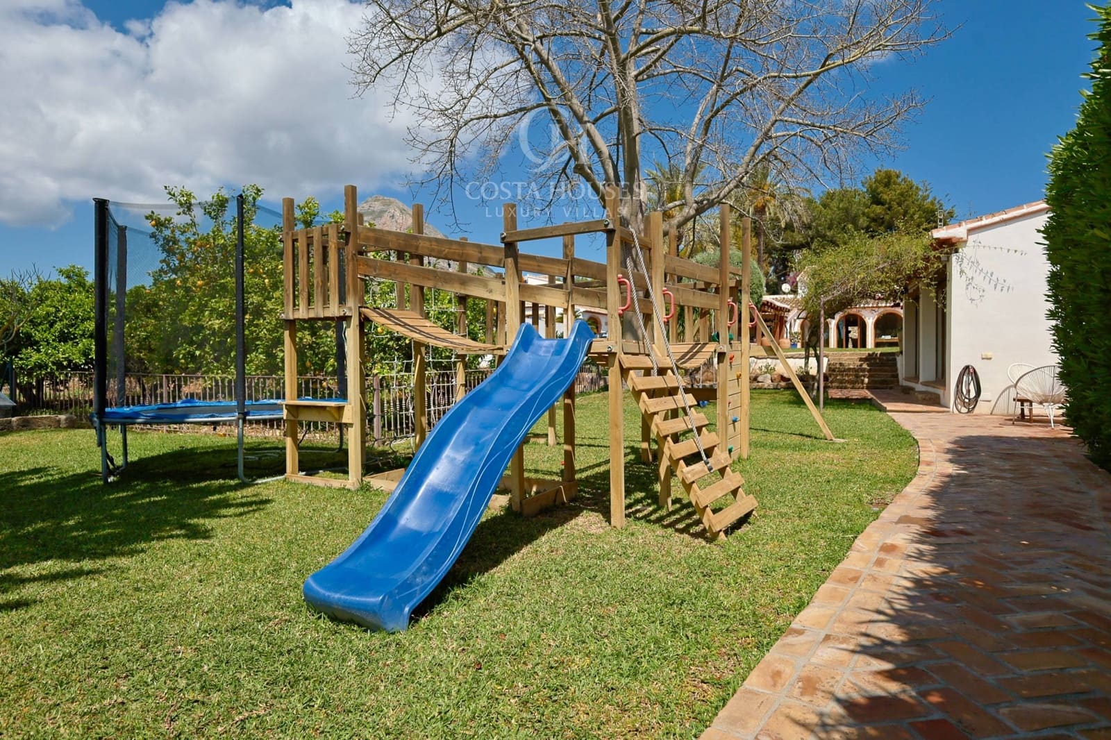 6 soveværelse Finca/Landehus til salg i Javea / Xabia med swimmingpool garage - € 1.495.000 (Ref: 9132284)