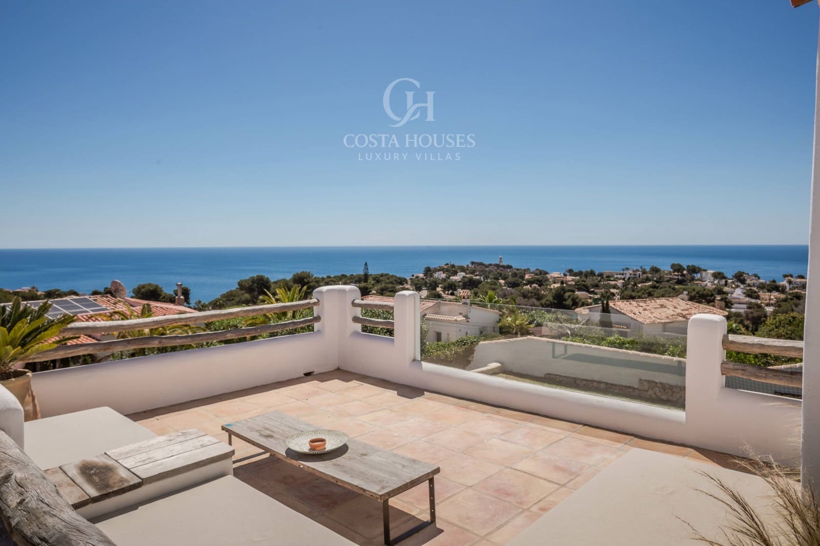 Chalet de 4 habitaciones en Javea / Xàbia en venta con piscina garaje - 1.195.000 € (Ref: 9141551)