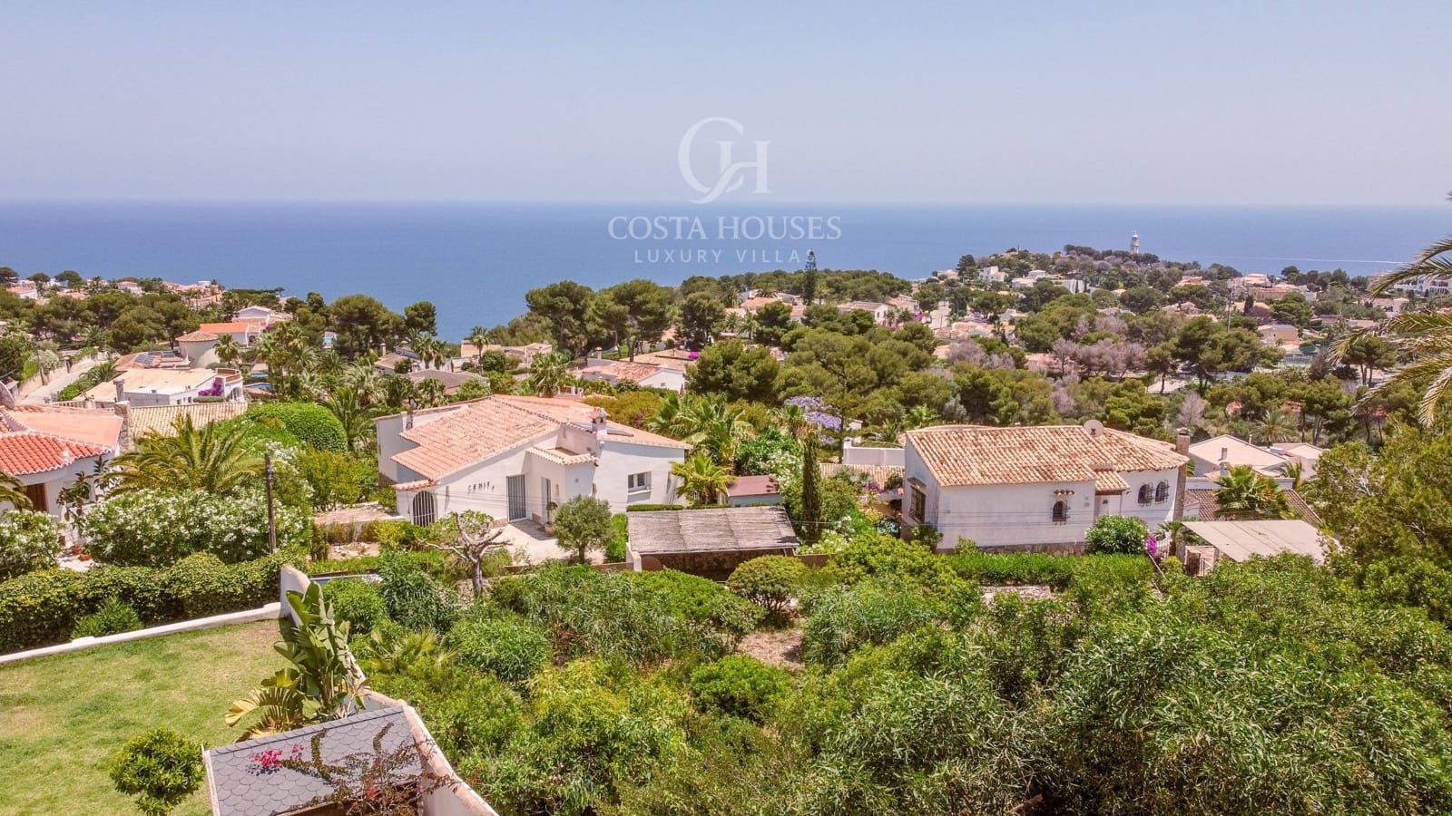 Chalet de 4 habitaciones en Javea / Xàbia en venta con piscina garaje - 1.195.000 € (Ref: 9141551)