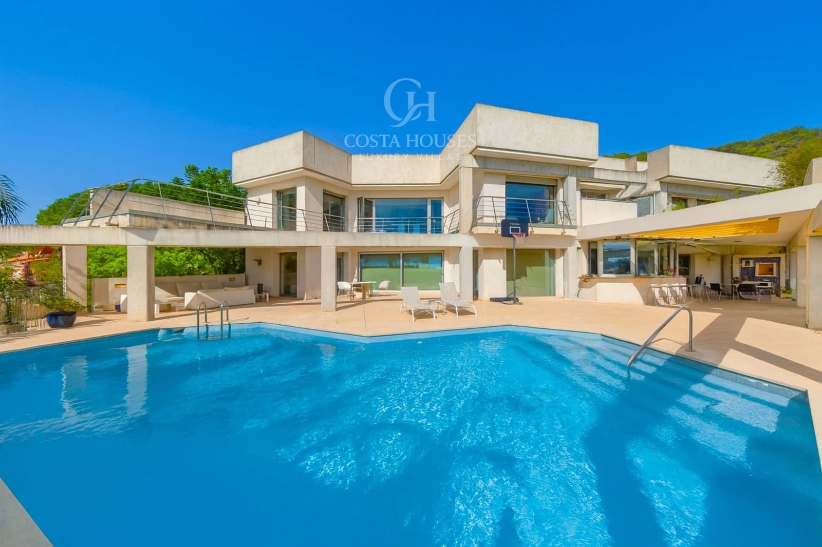 7 soverom Villa til salgs i Javea / Xabia med svømmebasseng garasje - € 2 490 000 (Ref: 9143868)