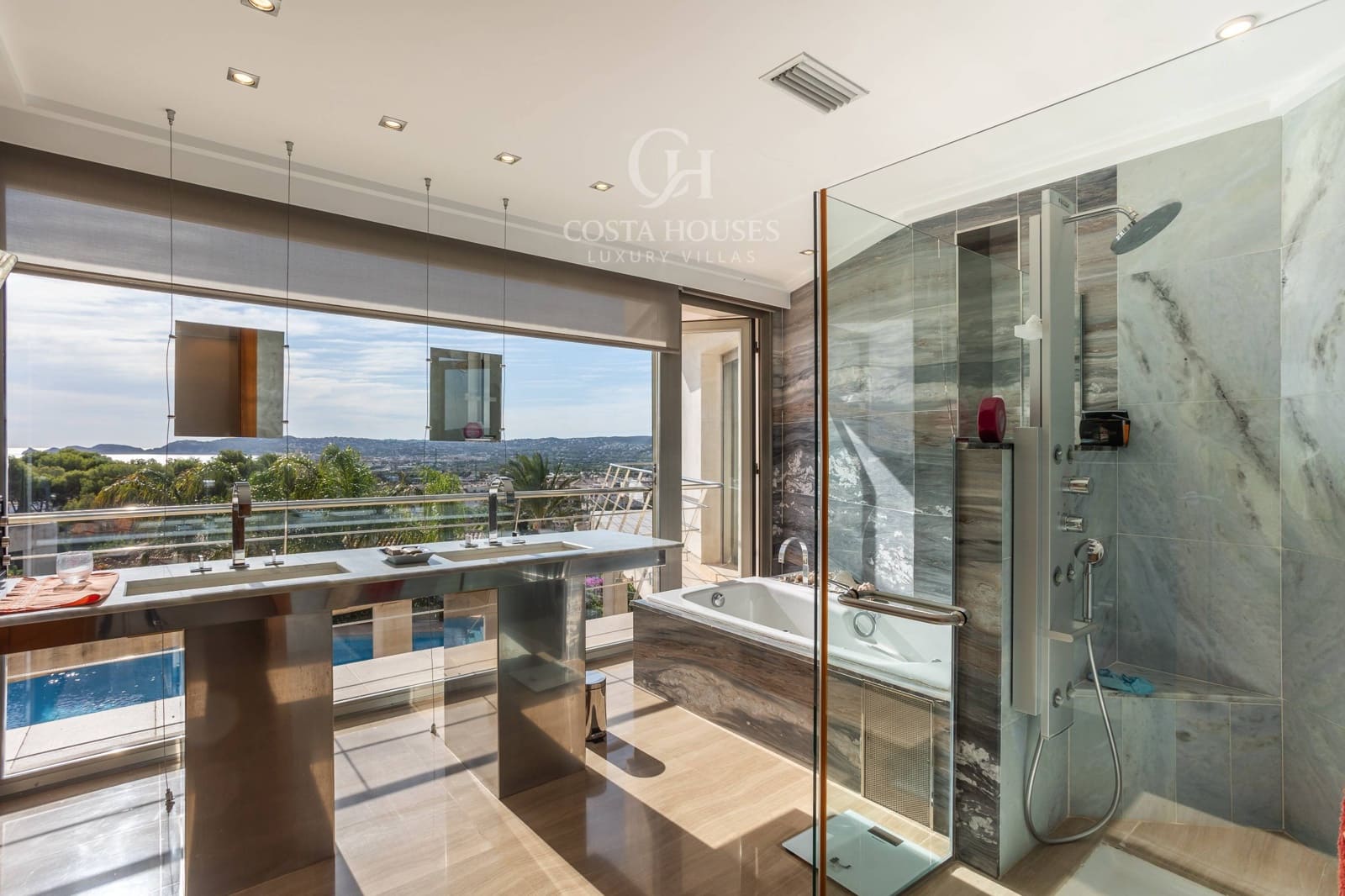 7 soverom Villa til salgs i Javea / Xabia med svømmebasseng garasje - € 2 490 000 (Ref: 9143868)