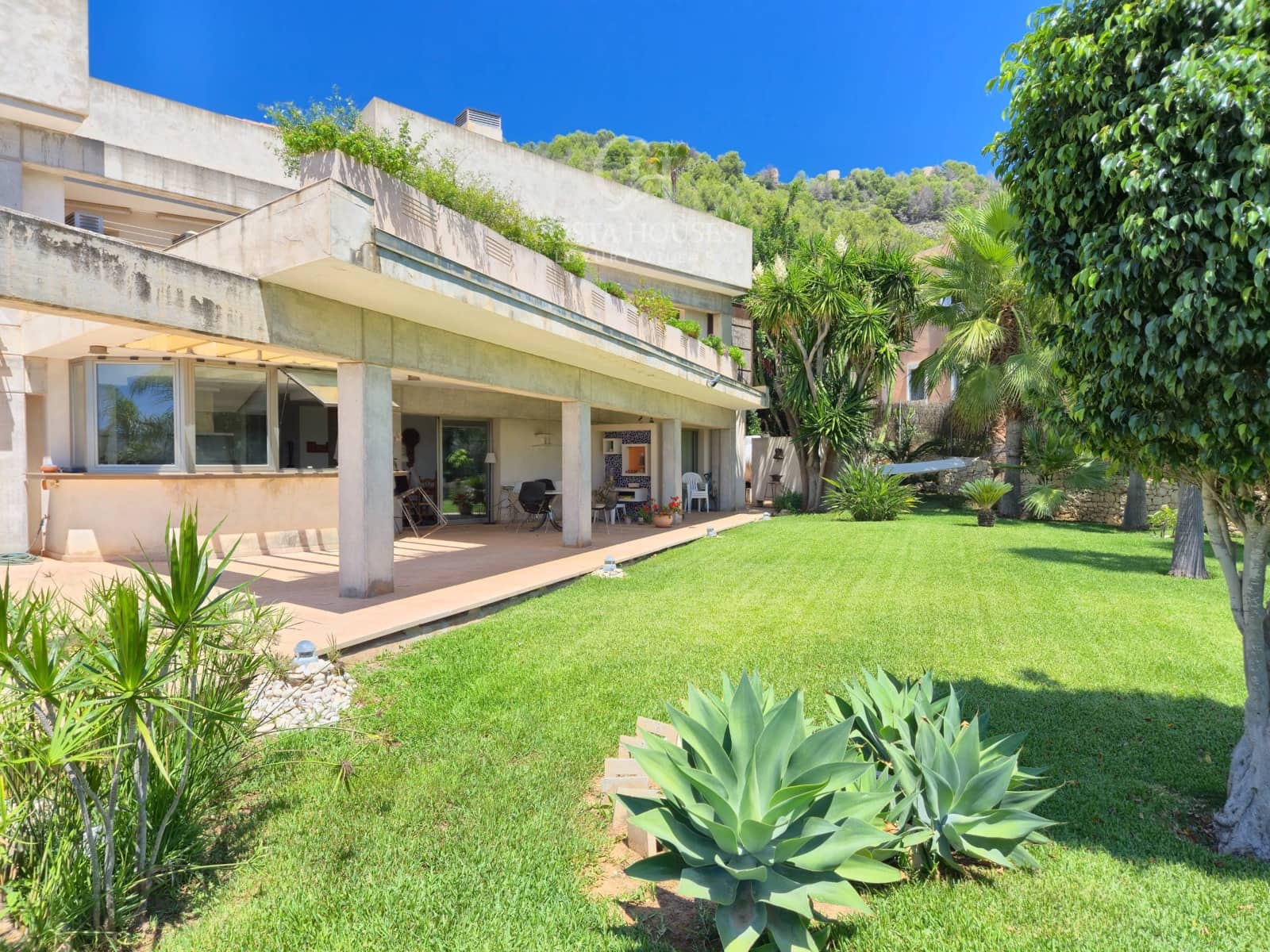 7 soverom Villa til salgs i Javea / Xabia med svømmebasseng garasje - € 2 490 000 (Ref: 9143868)