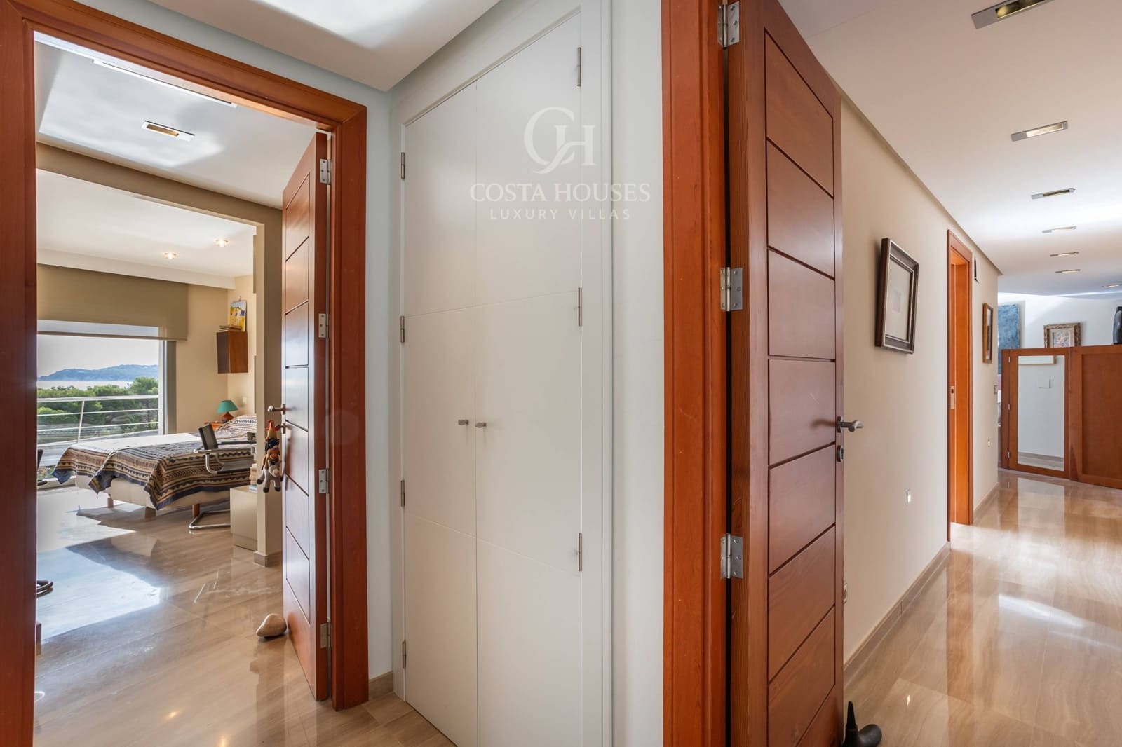 7 soverom Villa til salgs i Javea / Xabia med svømmebasseng garasje - € 2 490 000 (Ref: 9143868)