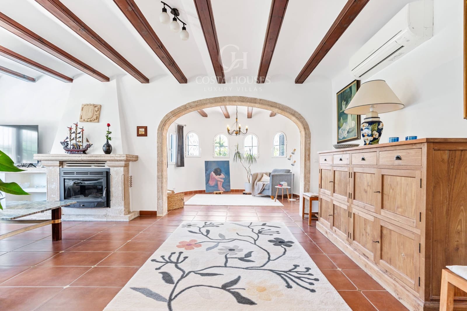 4 soveværelse Villa til salg i Pinosol med swimmingpool - € 1.090.000 (Ref: 9147043)