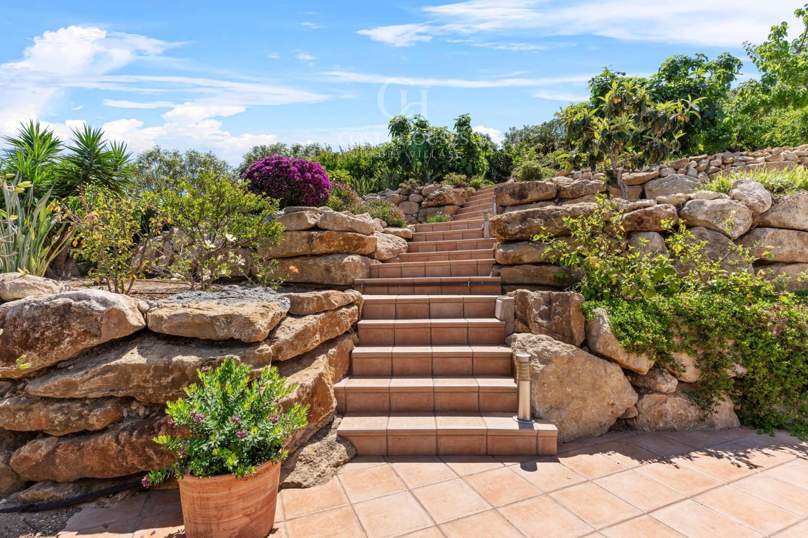 4 soveværelse Villa til salg i Pinosol med swimmingpool - € 1.090.000 (Ref: 9147043)