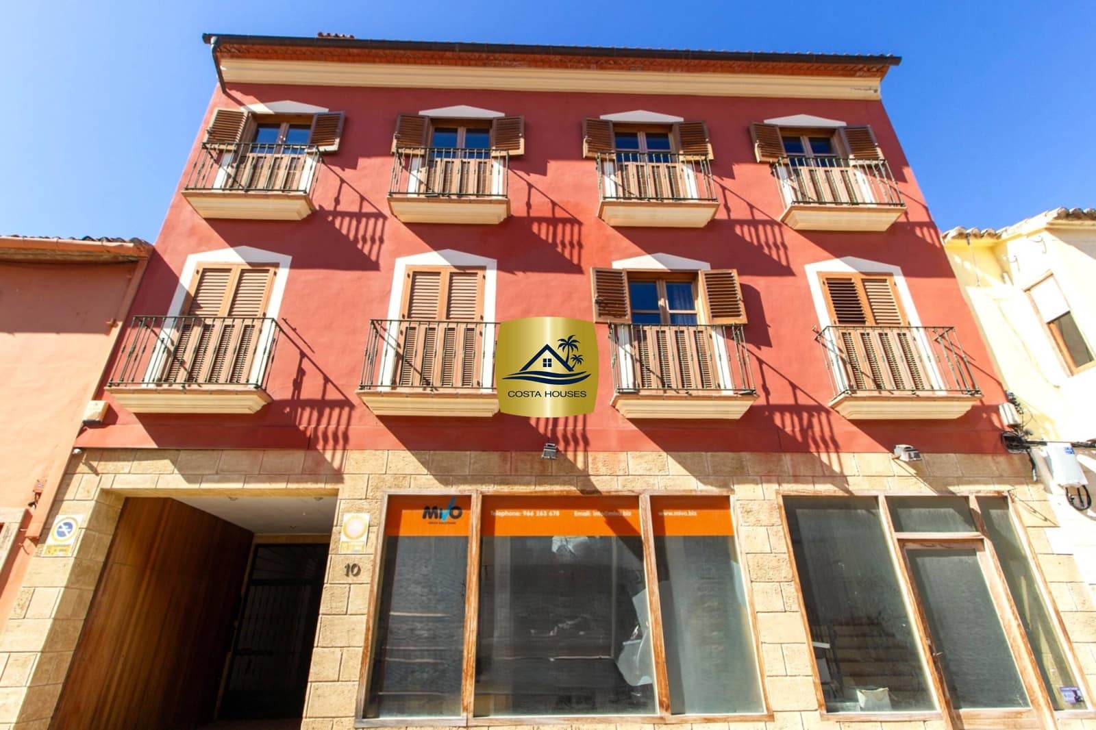 4 bedroom Townhouse for sale in Denia with garage - € 1,350,000 (Ref: 9164805)