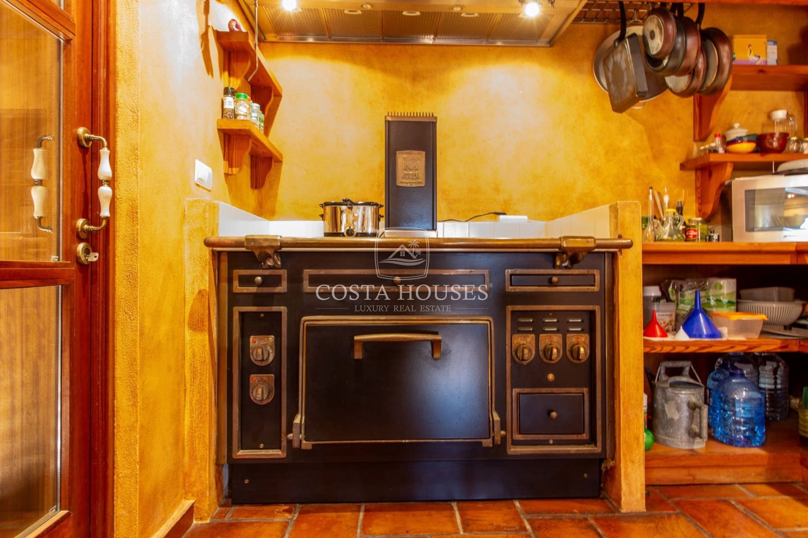 4 bedroom Townhouse for sale in Denia with garage - € 1,350,000 (Ref: 9164805)