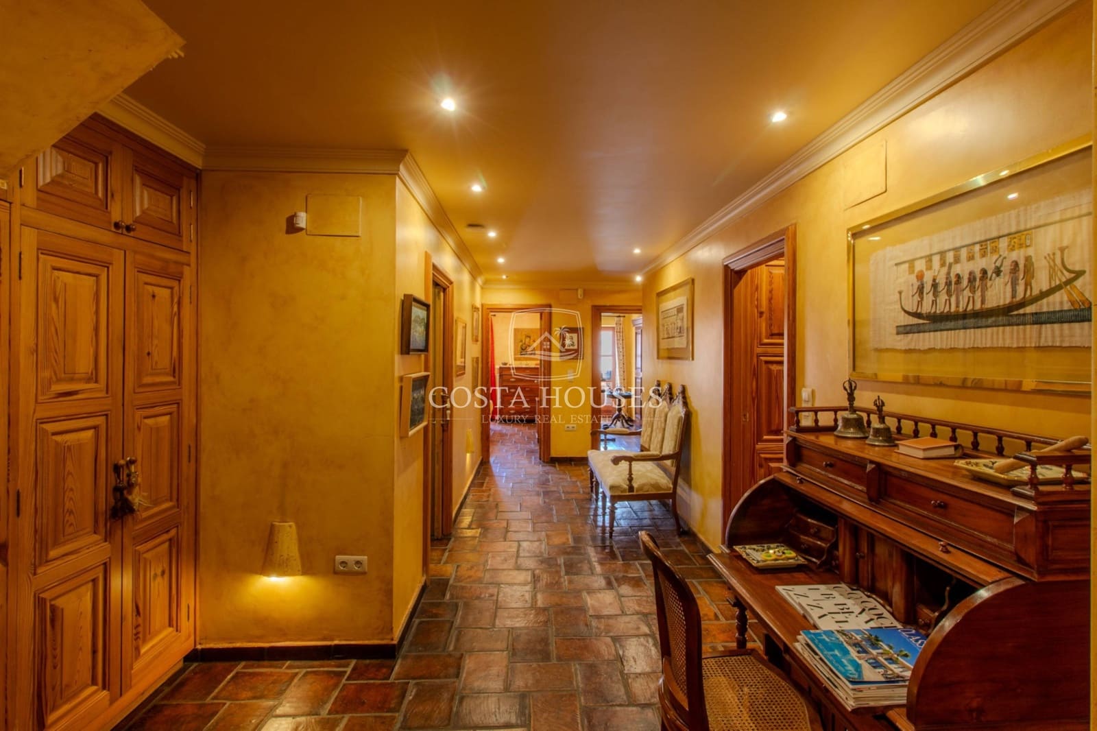 4 bedroom Townhouse for sale in Denia with garage - € 1,350,000 (Ref: 9164805)