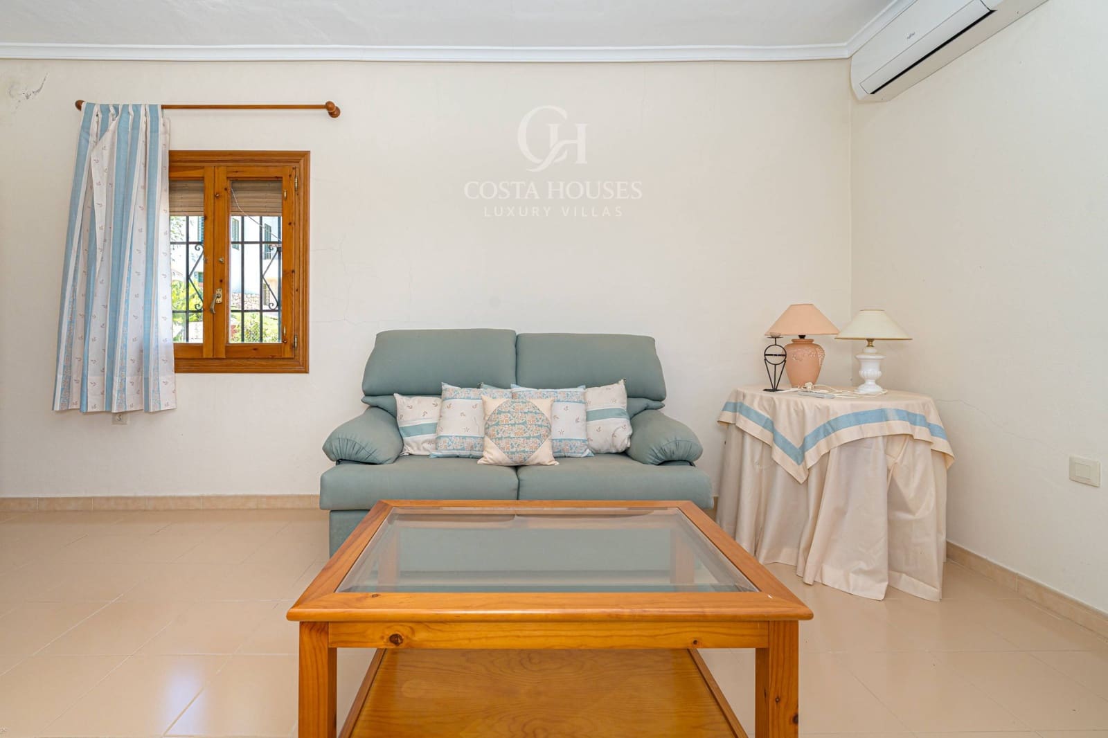 4 makuuhuone Huvila myytävänä paikassa Javea / Xabia mukana 
autotalli - 1 350 000 € (Ref: 9165718)