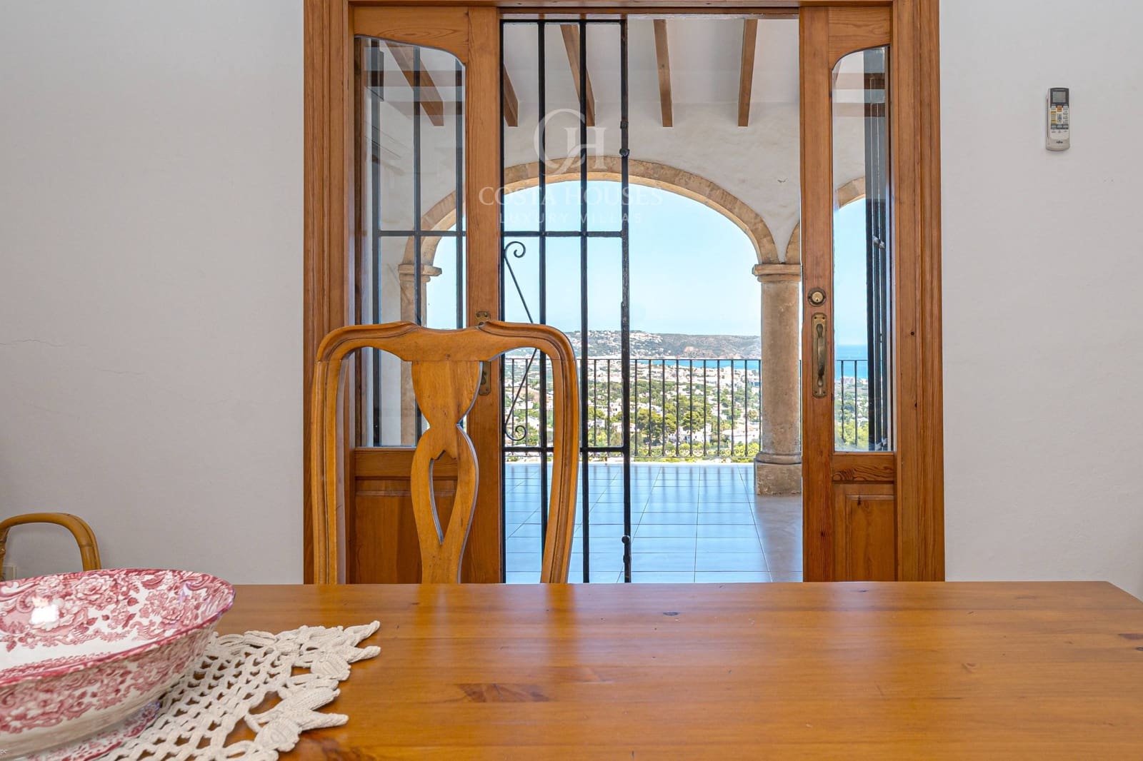 4 makuuhuone Huvila myytävänä paikassa Javea / Xabia mukana 
autotalli - 1 350 000 € (Ref: 9165718)