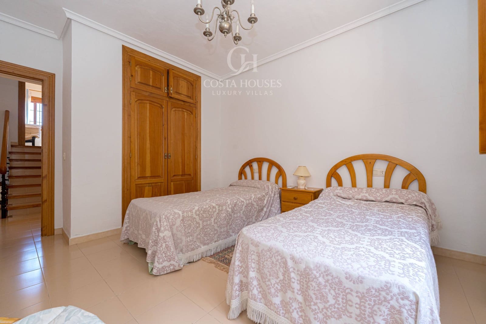 4 makuuhuone Huvila myytävänä paikassa Javea / Xabia mukana 
autotalli - 1 350 000 € (Ref: 9165718)