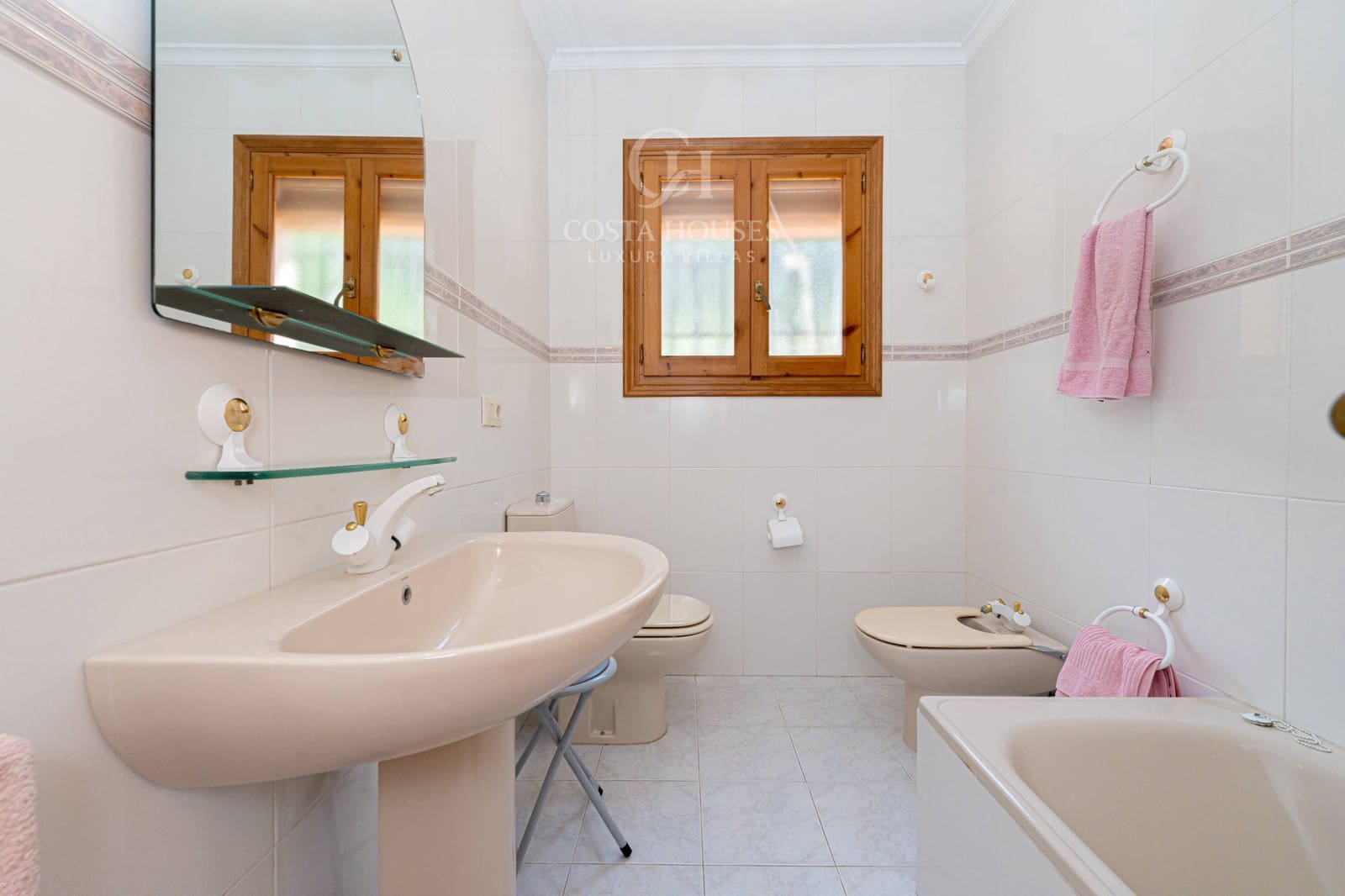 4 makuuhuone Huvila myytävänä paikassa Javea / Xabia mukana 
autotalli - 1 350 000 € (Ref: 9165718)