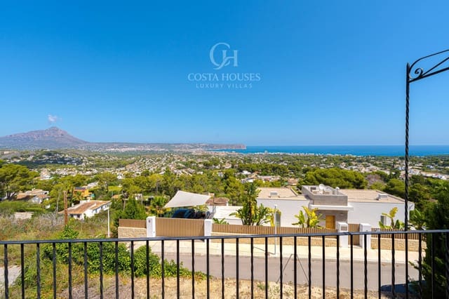 4 slaapkamer Villa te koop in Javea / Xàbia met garage - € 1.350.000 (Ref: 9165718)