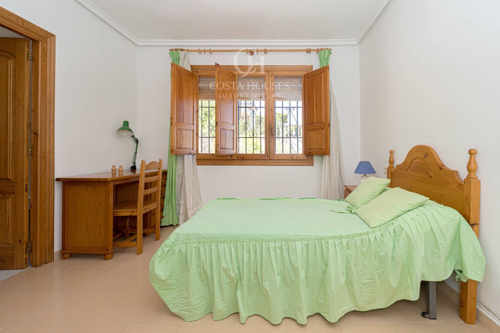 4 makuuhuone Huvila myytävänä paikassa Javea / Xabia mukana 
autotalli - 1 350 000 € (Ref: 9165718)