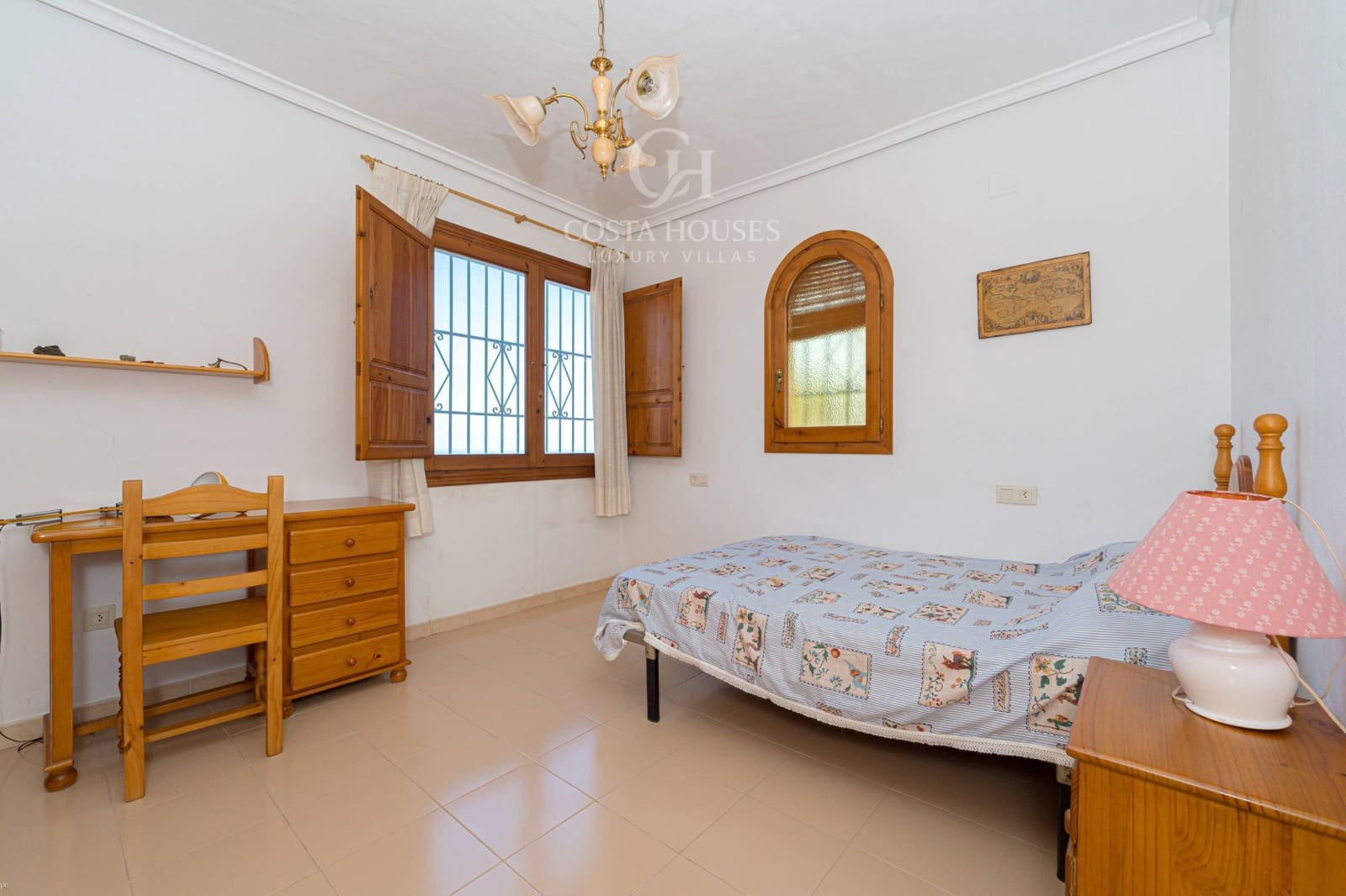 4 makuuhuone Huvila myytävänä paikassa Javea / Xabia mukana 
autotalli - 1 350 000 € (Ref: 9165718)