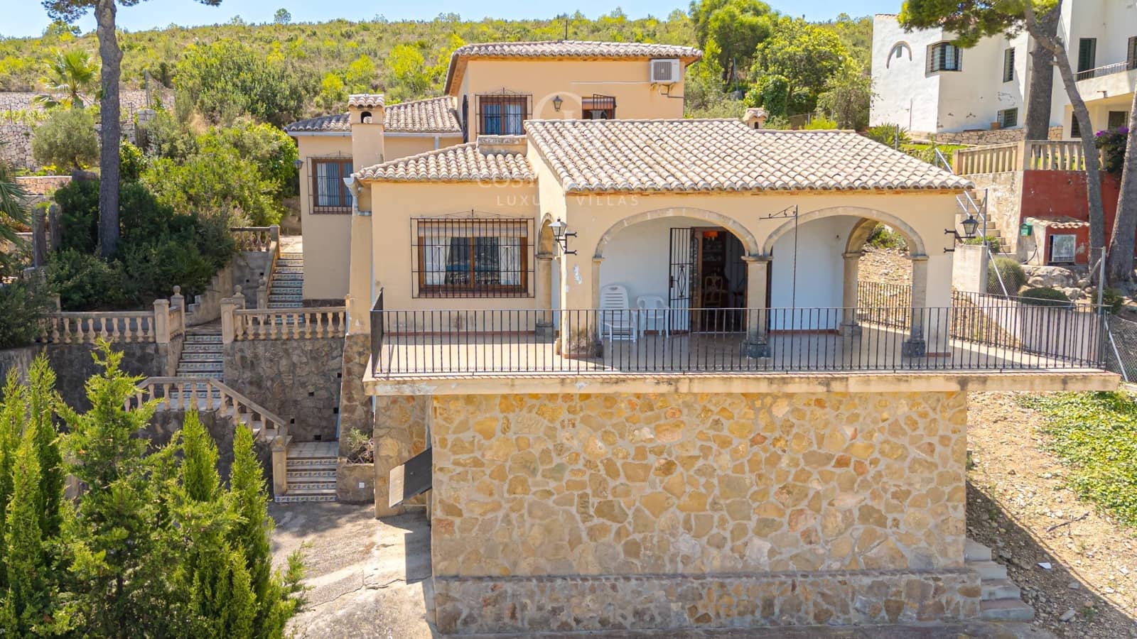 4 makuuhuone Huvila myytävänä paikassa Javea / Xabia mukana 
autotalli - 1 350 000 € (Ref: 9165718)