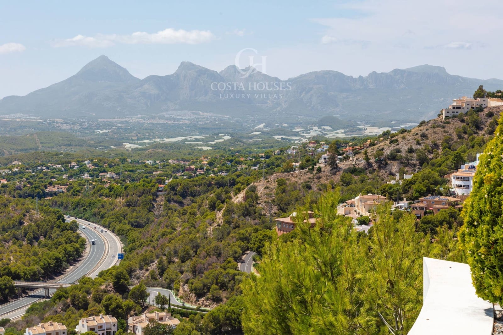 3 soveværelse Villa til salg i Altea med swimmingpool garage - € 3.500.000 (Ref: 9169489)