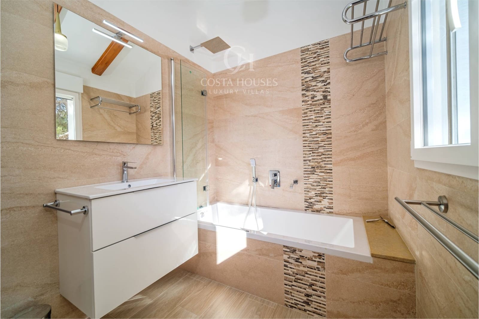 5 soverom Villa til salgs i Javea / Xabia med svømmebasseng garasje - € 2 700 000 (Ref: 9173406)